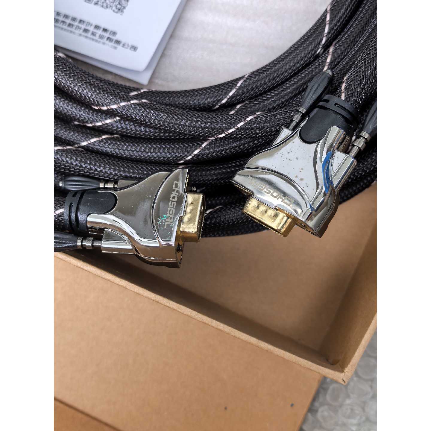 议价HS0005 秋叶原VGA 36高清线 15米 全新，有2