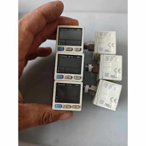 议价DP102HT数显压力开关0.11MPa测量范维修