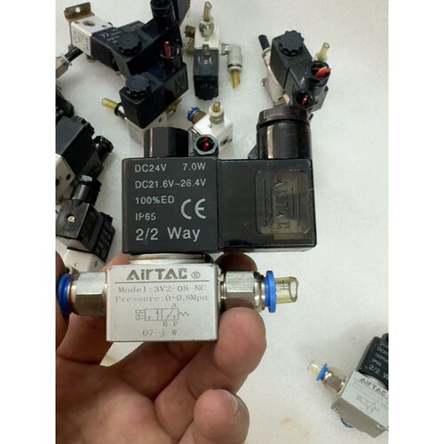 议价可维修正品亚德客电磁阀3V208NC拆机18个打包单价15