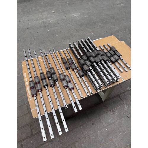 在线议价EGH20CA直线导轨，重型导轨，组合高度28mm，滑块安装