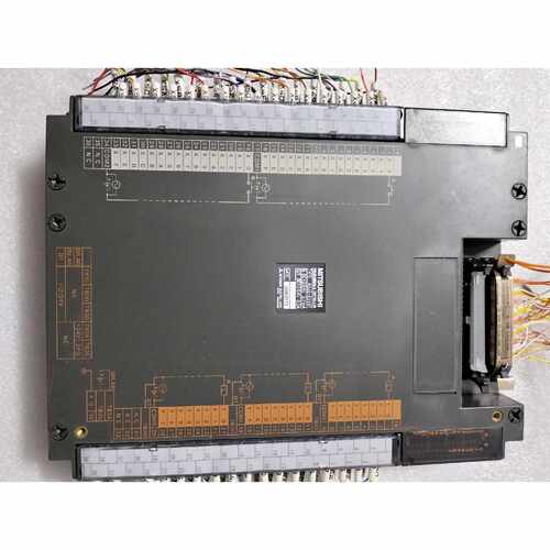 议价A0J2E56DTPLC扩展模块拆机实物拍摄维修
