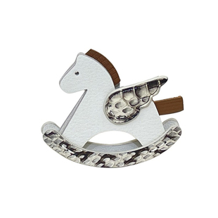 小马挂件高级感摇摇马车小飞马书包挂件汽车挂件车内挂件包包挂饰