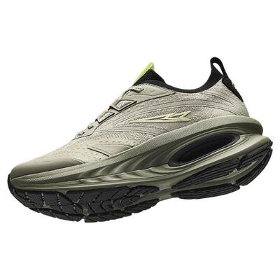 SPRANDI滚动感轻便缓震跑步鞋