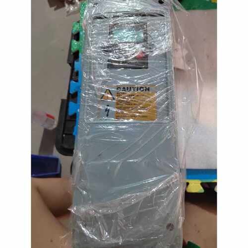 VACON伟肯NXL00235C2H1SSS00AA变频器，议价商品