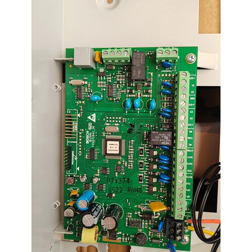 8防区主机报警主机板ICP-CC408-CHI ，有意者询价