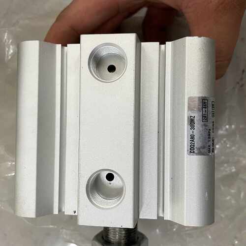 〔议价-可维修〕SMC原装正品气缸CDQ2A80-30DMZ 工业自动化配件