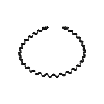 留长发过渡期发卡男生洗脸