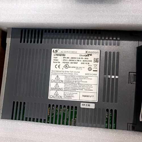 询价LS产电 L7NHA010U伺服驱动器  1KW