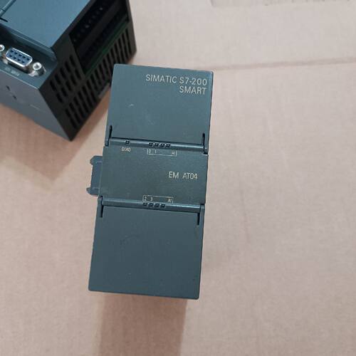 〔议价-可维修〕西门子200SMART EM AT04 工控自动化设备备件