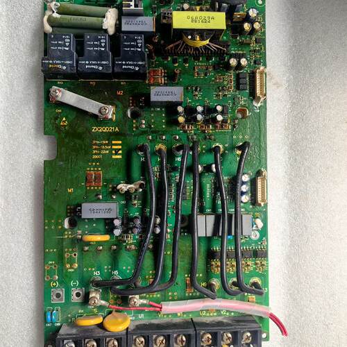 询价-XLTP600T-22KY-4变频器 主板ZX2QD21A