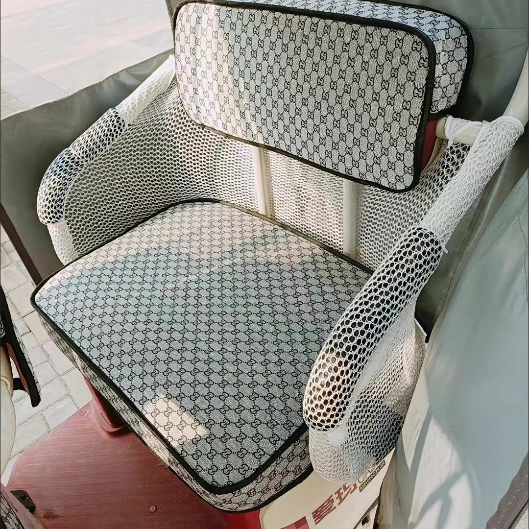 电动三轮车前后座位安全防护防漏围挡网靠背装饰改造通用配件大全