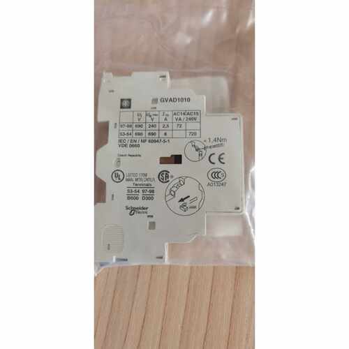【请询价】260正品马达断路器辅助GVAD1010还剩