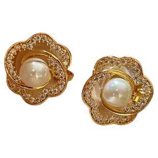 2025法式气质高级感山茶花无痛耳夹无耳洞复古珍珠小众轻奢耳环女