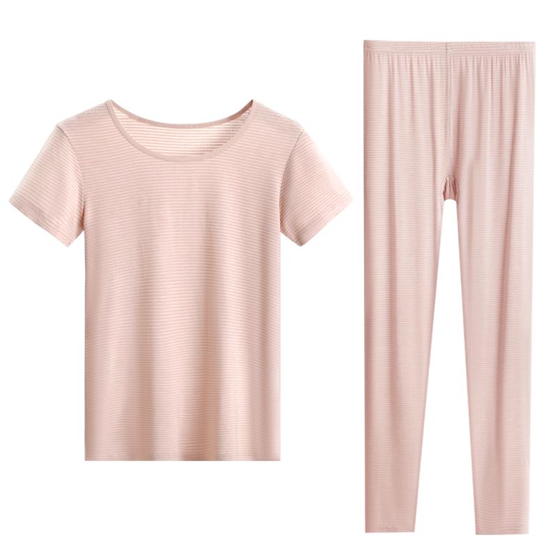 修身打底衫内穿条纹短袖