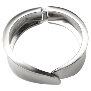 时尚磨砂素圈手镯女小众复古ins风时尚宽边百搭银色金属臂环饰品