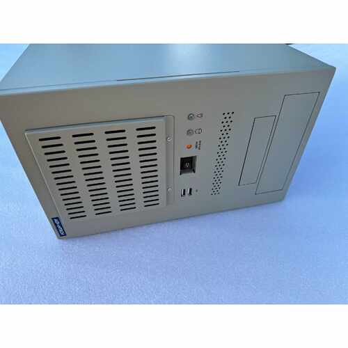 可维修议价  9.5新研华工控机IPC7132挂壁式工业设备AIMB701VG5个