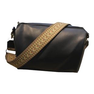 韩国ins斜挎包简约设计小众男单肩包女学生包软皮拉链背包ipad包