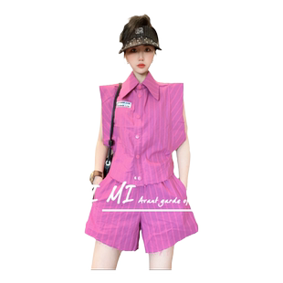 翻领条纹单排扣短袖上衣高腰短裤休闲套装女两件套2026春季新款