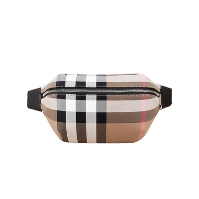 BURBERRY商务休闲斜挎包