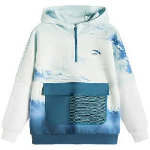 安踏儿童卫衣春装新款2026男童户外潮酷印花套头衫宽松大童连帽衫