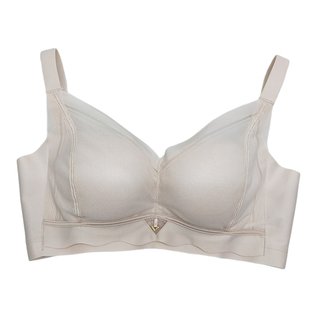 水晶伴侣8516云感棉透气无钢圈内衣女小胸中厚无痕无侧骨聚拢文胸