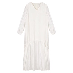 张小某显瘦梨形身材定制 秋冬含天丝V领法式显瘦复古白月光连衣裙