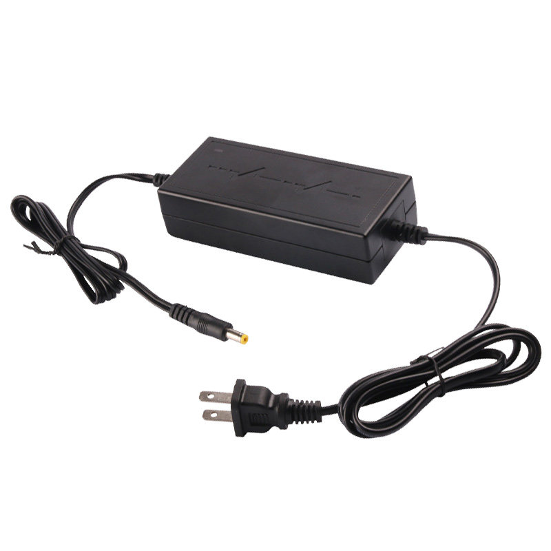 深圳XED电源12v5a监控台式电脑显示屏录像机摄像头专用电源适配器