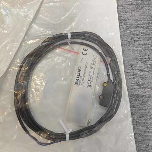 溢价-巴鲁夫BALLUFF光电传感器BOS022C，型号BOS R