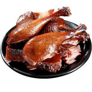 青城山樟茶鸭700g四川特产手工烟熏腊鸭板鸭成都特色风干整只咸鸭