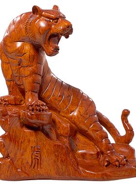 上山虎客厅黄花梨木雕