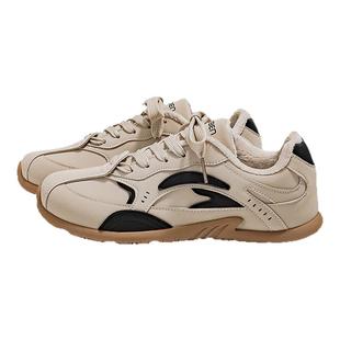 人本加绒女鞋2025新款冬季保暖二棉鞋小众平底休闲板鞋百搭德训鞋