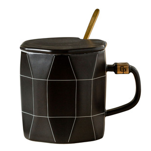 情侣对杯创意高颜值陶瓷水杯咖啡马克杯子简约大容量早餐杯带盖勺