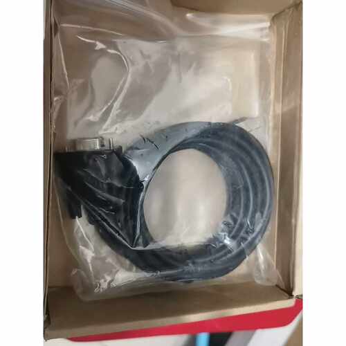 议价出一个全新CQM1CIF02适配器还有两根USBSC0维修