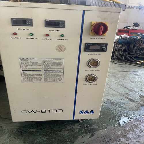 询广州特域1.5匹冷水机型号CW6100使用变频日立压缩海依商