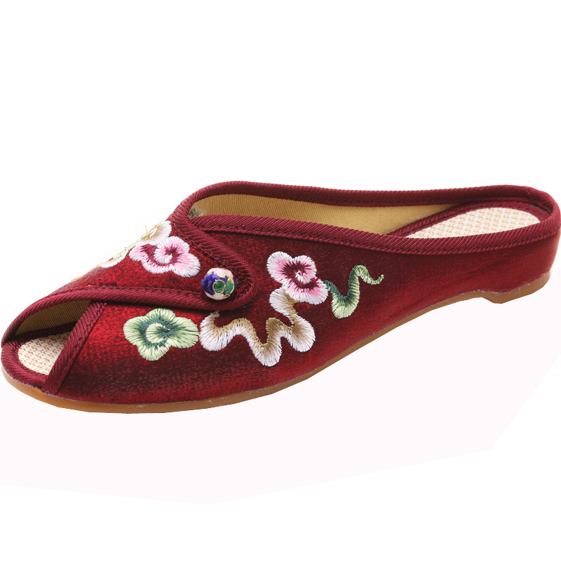 中国风时尚旗袍绣花拖鞋新款鱼嘴凉拖鞋民族风牡丹刺绣布露趾女鞋