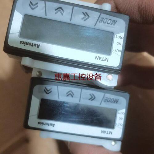 MT4NDV44是Autonics数字电压表两个