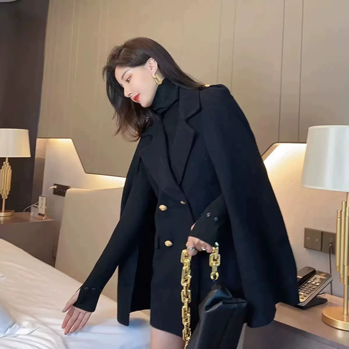 [Изображение непонятной кодировки и фрагменты текста] Special discount Michael Kors mk/Ms. Michacars Ms. Fur -in Puppet Jacket MU72HR1722