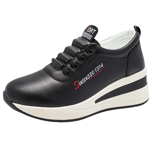 春秋皮鞋女软底不累脚厚底内增高坡跟单鞋百搭女士妈妈运动休闲鞋