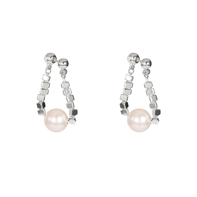 清冷高级感碎银子珍珠耳饰百搭