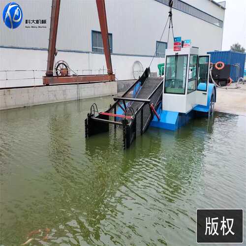 湖面除草机 安徽河道保洁船 水上勾机 成都水草打捞船 水下割草船