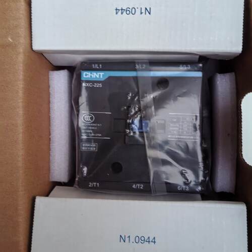 交流接触器NXC-225，380V 50Hz，未使用