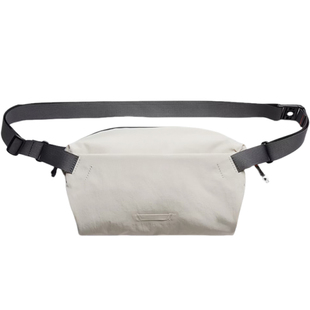 男士斜挎包2026新款7L小容量轻便防泼水胸包机能骑行通勤休闲挎包