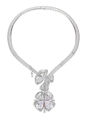 莫桑石奢华满钻永绽花项链