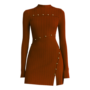 DPLAY2025年冬季新款焦糖色连衣裙女法式修身短款好看针织连衣裙