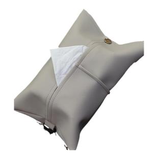 车载纸巾盒汽车用创意车内装饰品抽纸盒车内扶手箱高级感纸抽盒