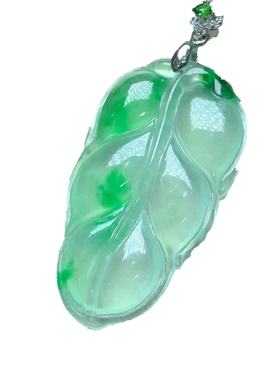 缅甸翡翠冰种阳绿飘绿树叶