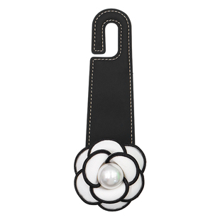 时尚茶花汽车挂钩车载座椅背挂钩多功能后排包包置物皮革挂钩高级