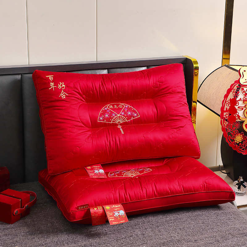 结婚枕头一对装大红色喜庆枕芯陪嫁家用婚庆新娘出嫁陪嫁新婚礼物