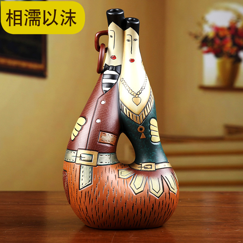 客厅小饰品摆件创意精致人物卧室电视柜摆设结婚纪念日礼物送老婆