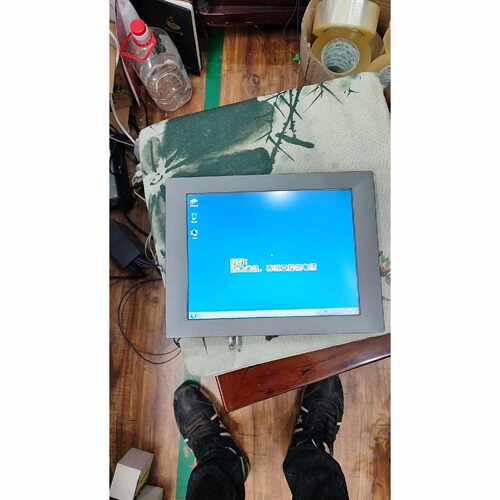 溢价-研华TPC-1251H-E3AE工控一体机，12.1寸触摸屏
